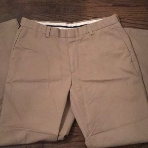 Men’s khaki dockers